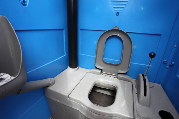 Best VIP or Luxury Restroom Trailers  in Knightdale, NC